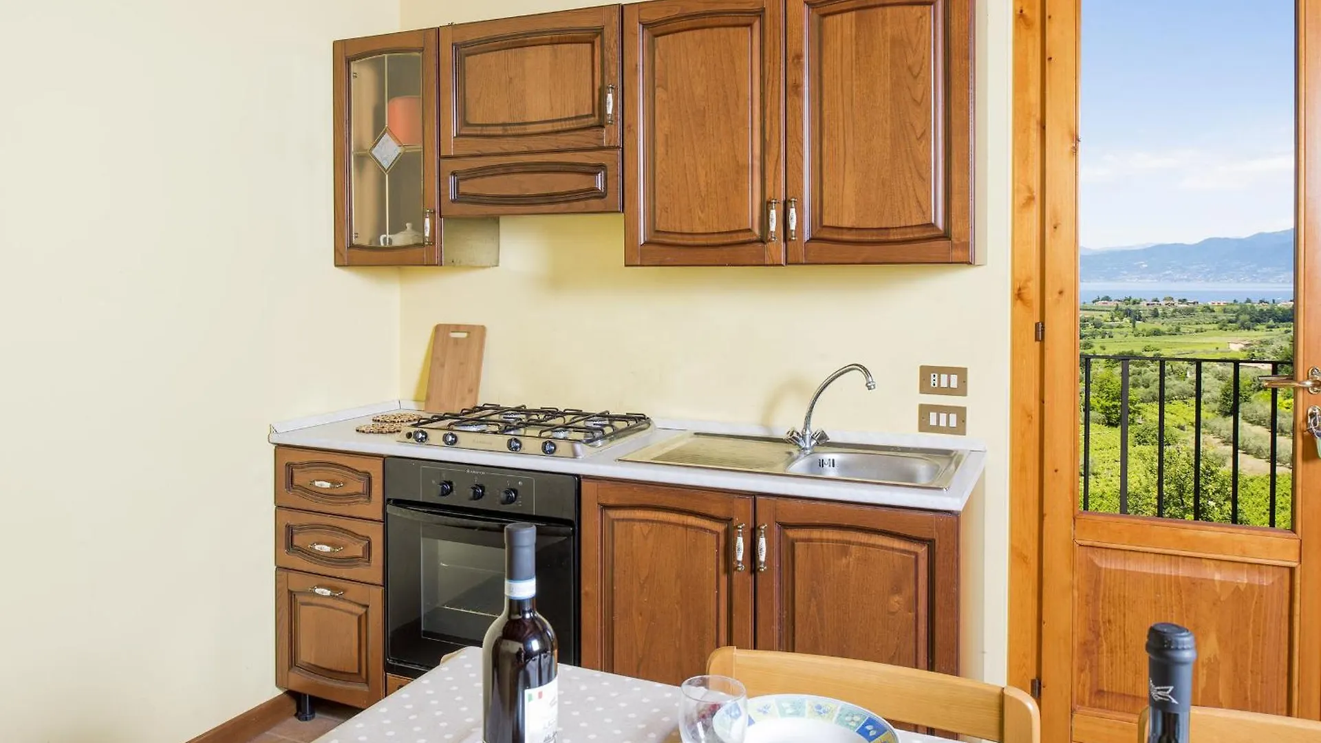 Roel Apartments Lazise Calmasino