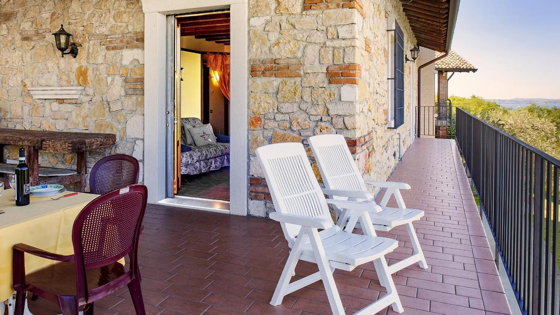Roel Apartments Lazise Calmasino