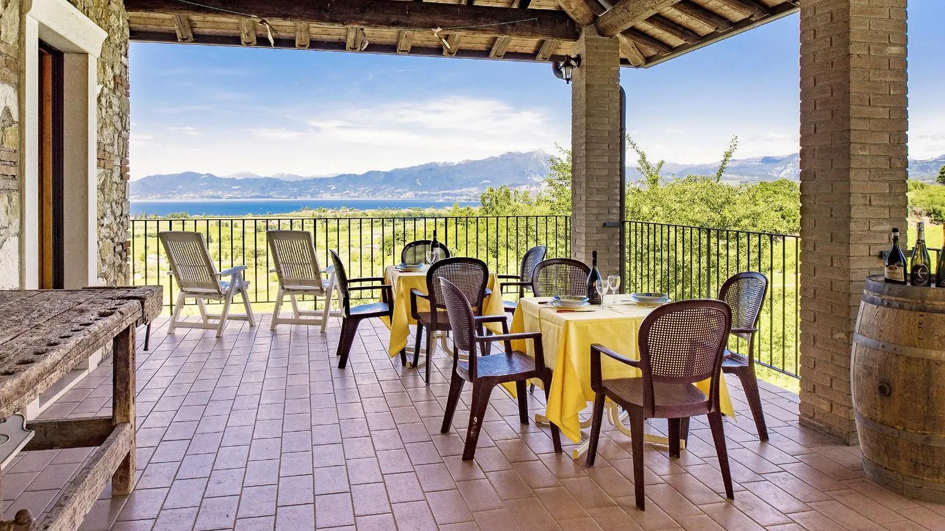 Roel Apartments Lazise Calmasino 0*,  Italy