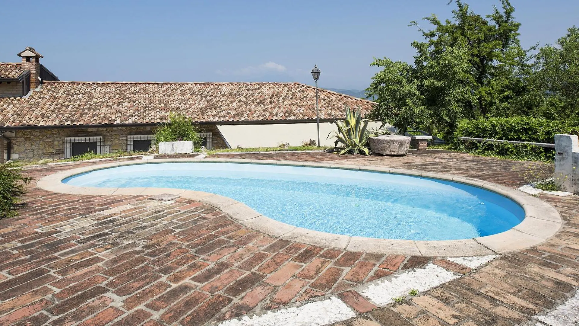 Roel Apartments Lazise Calmasino